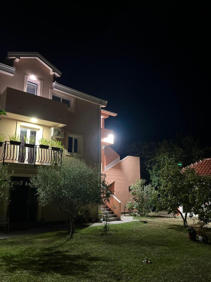 Apartments Two Olives Kotor Exterior foto